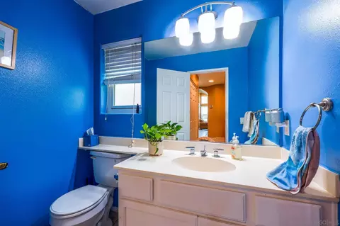 Bath - 1228 Calle Ultimo, Oceanside, CA 92056 photo 1 of 3