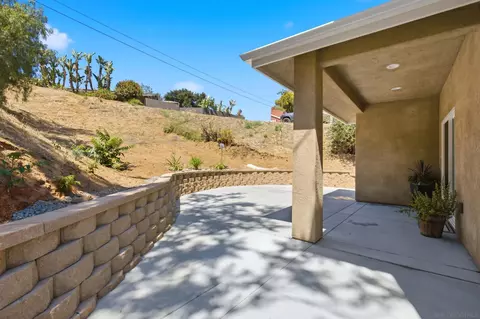 Exterior - 707 Lingel Dr, El Cajon, CA 92019 photo 9 of 9