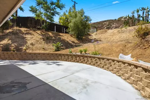 Exterior - 707 Lingel Dr, El Cajon, CA 92019 photo 7 of 9