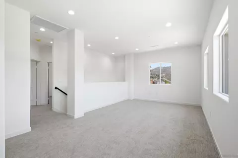Living - 707 Lingel Dr, El Cajon, CA 92019 photo 5 of 5