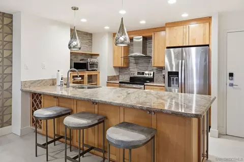 Kitchen - 2500 Torrey Pines Rd #403, La Jolla, CA 92037 photo 3 of 3
