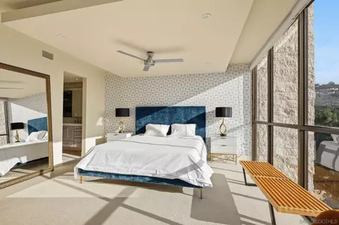 Bedroom - 2500 Torrey Pines Rd #403, La Jolla, CA 92037 photo 2 of 5