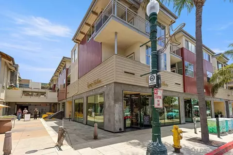687 S Coast Highway 101 #211, Encinitas, CA 92024