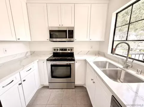 4240 Porte De Merano #71, San Diego, CA 92122