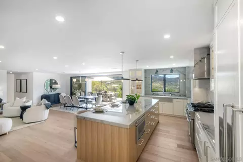Kitchen - 13940 Northcrest, Poway, CA 92064 photo 2 of 6