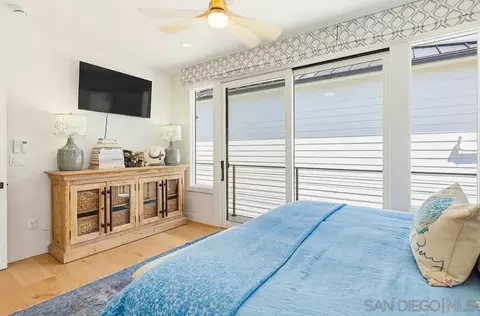 Bedroom - 926 D Ave, Coronado, CA 92118 photo 2 of 8
