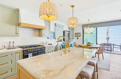 Kitchen - 926 D Ave, Coronado, CA 92118 photo 6 of 7