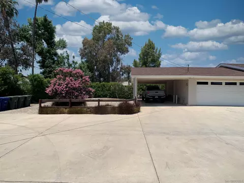 Exterior - 13109 Vista Vw, Poway, CA 92064 photo 3 of 9