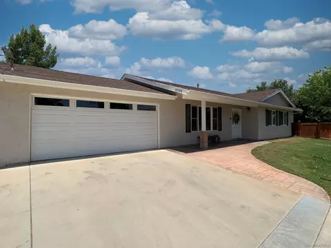 Exterior - 13109 Vista Vw, Poway, CA 92064 photo 2 of 9