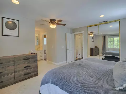 Bedroom - 13109 Vista Vw, Poway, CA 92064 photo 2 of 2