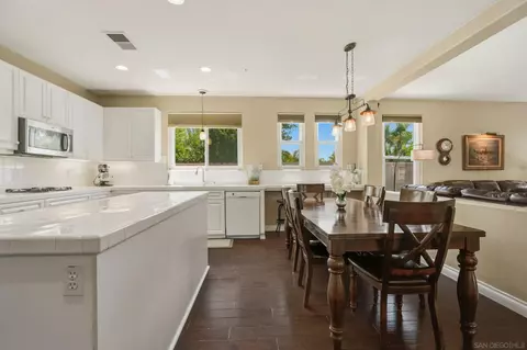 Dining - 23429 Green Glen Rd, Ramona, CA 92065 photo 3 of 4