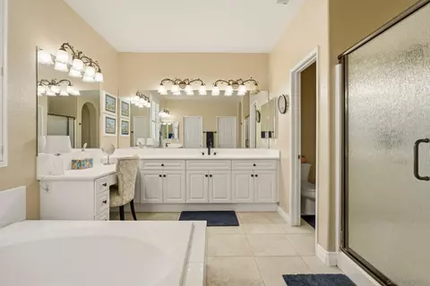 Bath - 23429 Green Glen Rd, Ramona, CA 92065 photo 1 of 3