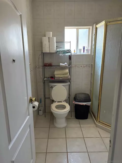 Bath - 44622 Holtville Ave, Jacumba, CA 91934 photo 4 of 4