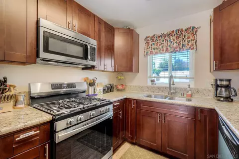 Kitchen - 723 Osage St, Spring Valley, CA 91977 photo 3 of 4