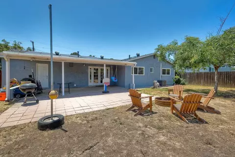 Exterior - 723 Osage St, Spring Valley, CA 91977 photo 9 of 10