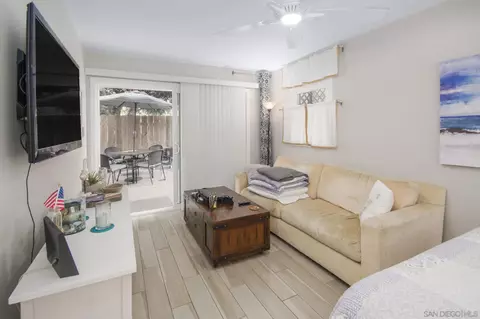 Living - 736-38 I, Coronado, CA 92118 photo 3 of 3