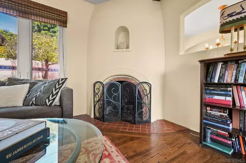 Living - 10735 Queen Ave, La Mesa, CA 91941 photo 3 of 4