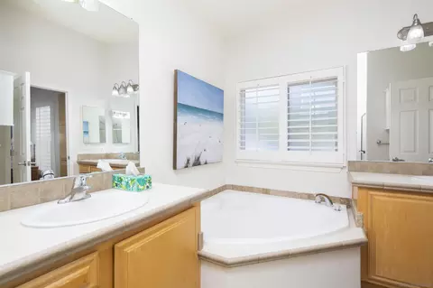 Bath - 6536 Easy St, Carlsbad, CA 92011 photo 1 of 1
