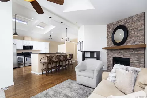 Living - 6536 Easy St, Carlsbad, CA 92011 photo 1 of 1