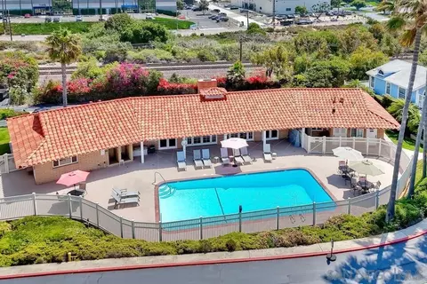 Exterior - 6536 Easy St, Carlsbad, CA 92011 photo 5 of 5