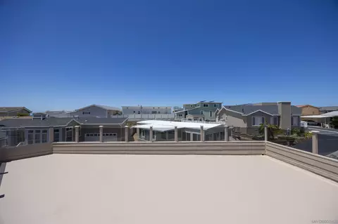 Exterior - 6536 Easy St, Carlsbad, CA 92011 photo 3 of 5