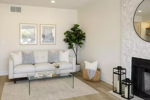 Living - 1705 Hawk View Dr, Encinitas, CA 92024 photo 5 of 5