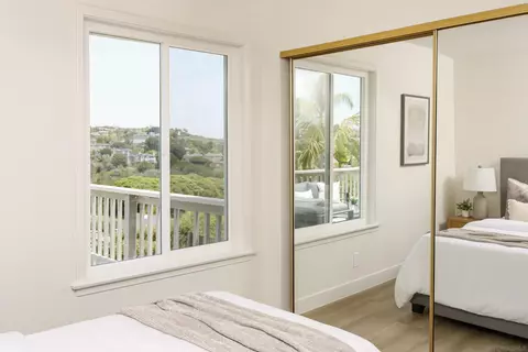 Bedroom - 1705 Hawk View Dr, Encinitas, CA 92024 photo 3 of 5