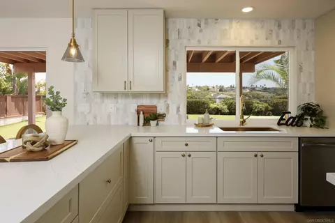 Kitchen - 1705 Hawk View Dr, Encinitas, CA 92024 photo 2 of 3
