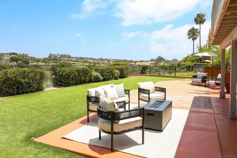 Exterior - 1705 Hawk View Dr, Encinitas, CA 92024 photo 7 of 10
