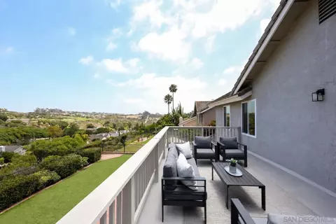 Exterior - 1705 Hawk View Dr, Encinitas, CA 92024 photo 3 of 10