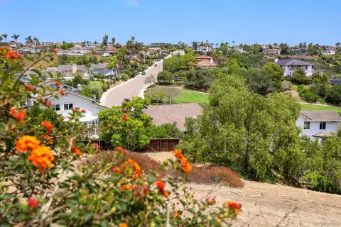 View/Area - 1705 Hawk View Dr, Encinitas, CA 92024 photo 3 of 6
