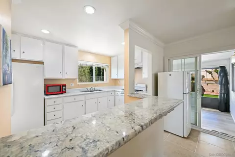 Kitchen - 4517 Quailridge Dr, Oceanside, CA 92056 photo 1 of 4