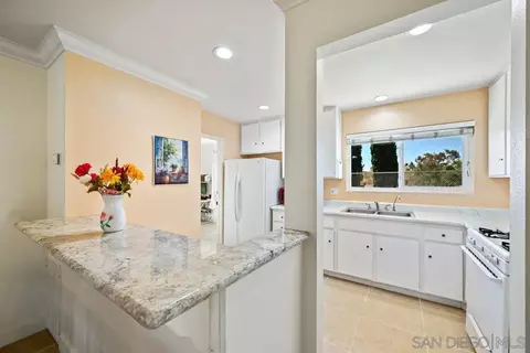 Kitchen - 4517 Quailridge Dr, Oceanside, CA 92056 photo 2 of 4