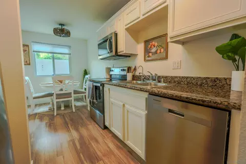 Kitchen - 930 Peach Ave #2, El Cajon, CA 92021 photo 3 of 4