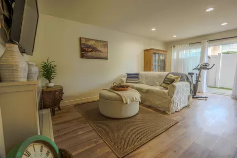 Living - 930 Peach Ave #2, El Cajon, CA 92021 photo 1 of 3