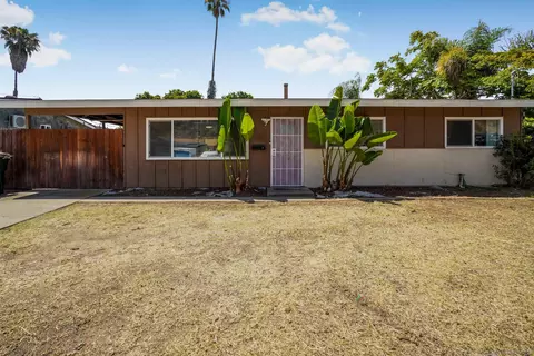 152 E Oxford St, Chula Vista, CA 91911