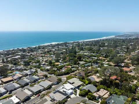 View/Area - 2206 Place Monaco, Del Mar, CA 92014 photo 3 of 5