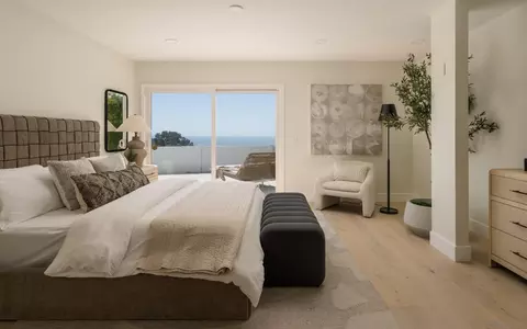 Bedroom - 2206 Place Monaco, Del Mar, CA 92014 photo 1 of 3