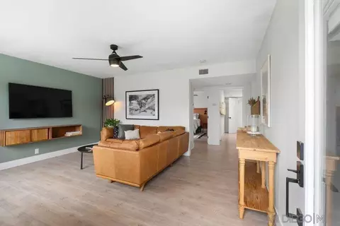 Living - 725 Teaberry St, Encinitas, CA 92024 photo 2 of 2