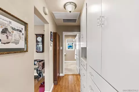 Entry Way - 2677 Jefferson St, Carlsbad, CA 92008 photo 1 of 1