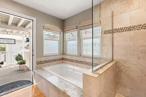 Bath - 2677 Jefferson St, Carlsbad, CA 92008 photo 5 of 8