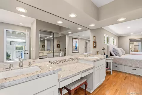 Bath - 2677 Jefferson St, Carlsbad, CA 92008 photo 6 of 8