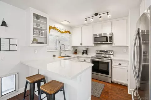 Kitchen - 1857 Elva, El Cajon, CA 92019 photo 3 of 6