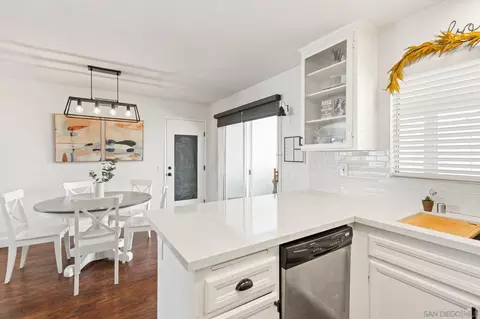 Kitchen - 1857 Elva, El Cajon, CA 92019 photo 5 of 6