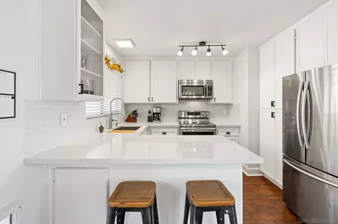 Kitchen - 1857 Elva, El Cajon, CA 92019 photo 2 of 6
