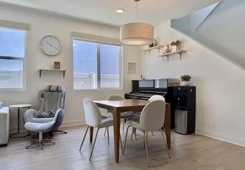 Dining - 8866 Weston, Santee, CA 92071 photo 1 of 1