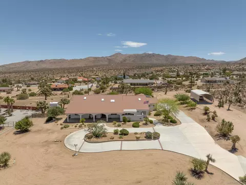9255 Del Monte Ave, Yucca Valley, CA 92284