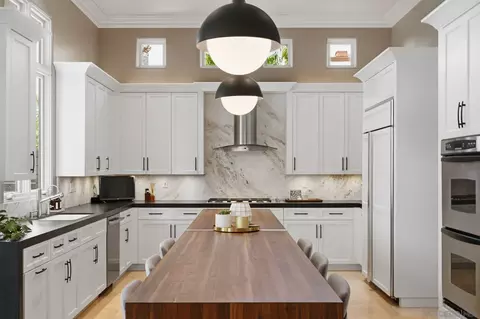 Kitchen - 14004 Mercado Dr, Del Mar, CA 92014 photo 4 of 7