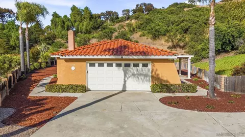 1330 Ridgeview Way, Bonita, CA 91902
