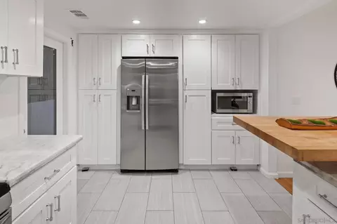 Kitchen - 211 Ocean St, Solana Beach, CA 92075 photo 5 of 5